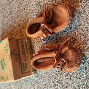 The Cherokees | Genuine Native American Leather Moccasins